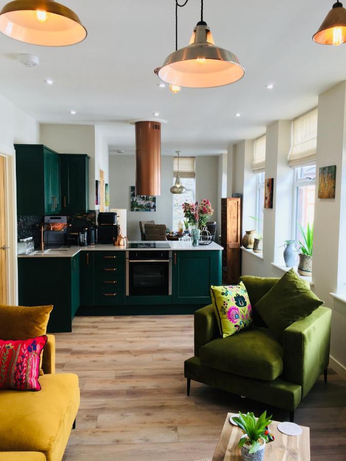The Art Attic A Stylish Boutique Apartment Builth Wells Exteriör bild